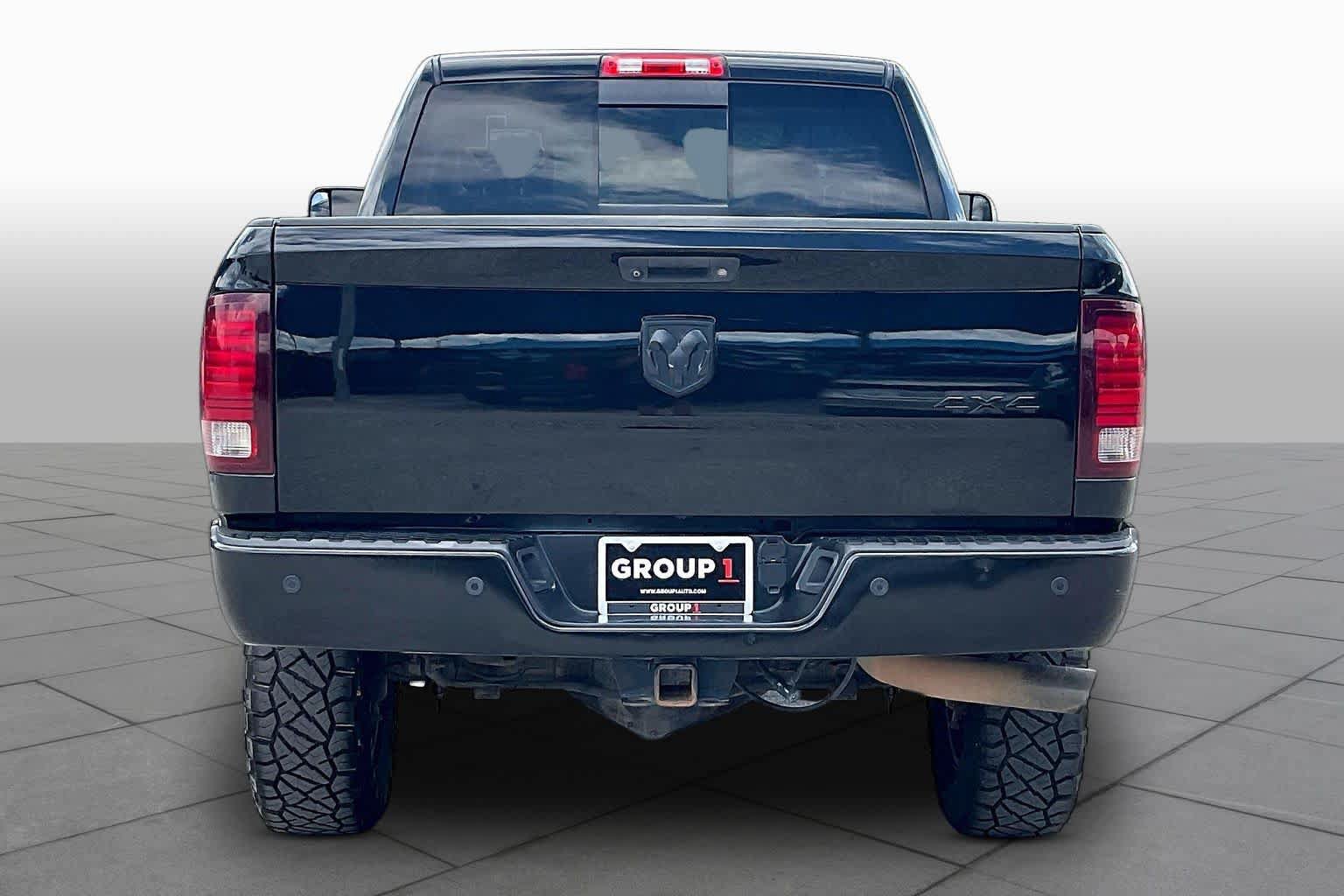 Used 2014 RAM 2500 Laramie w/ Black Appearance Group AWD/4WD image 4