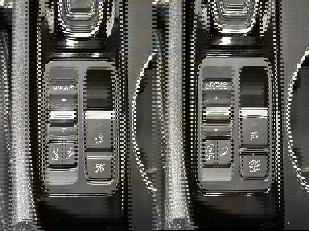 Used 2024 Honda Pilot Touring image 27