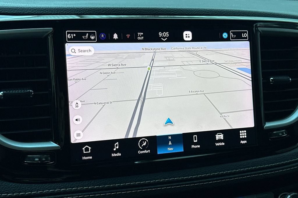 Used 2023 Chrysler Pacifica Touring-L w/ Uconnect Theater Family Group FWD image 20