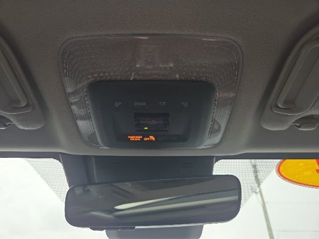 Used 2024 Toyota Prius Prime FWD image 20