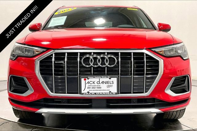 Used 2022 Audi Q3 2.0T Premium w/ Convenience Package AWD/4WD image 3