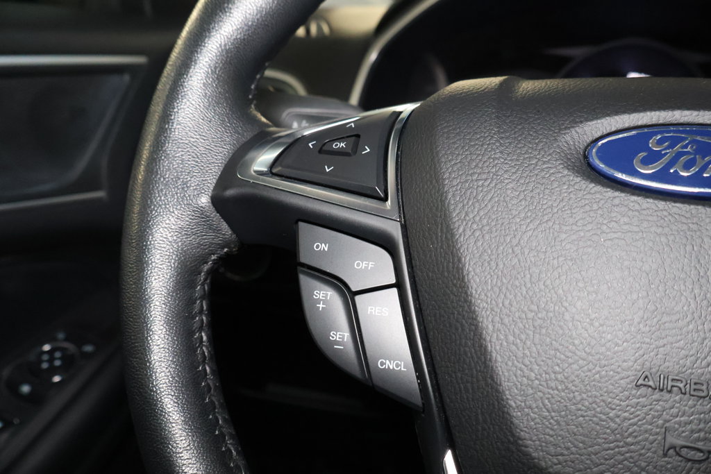 Used 2021 Ford Edge SEL w/ Convenience Package AWD/4WD image 21