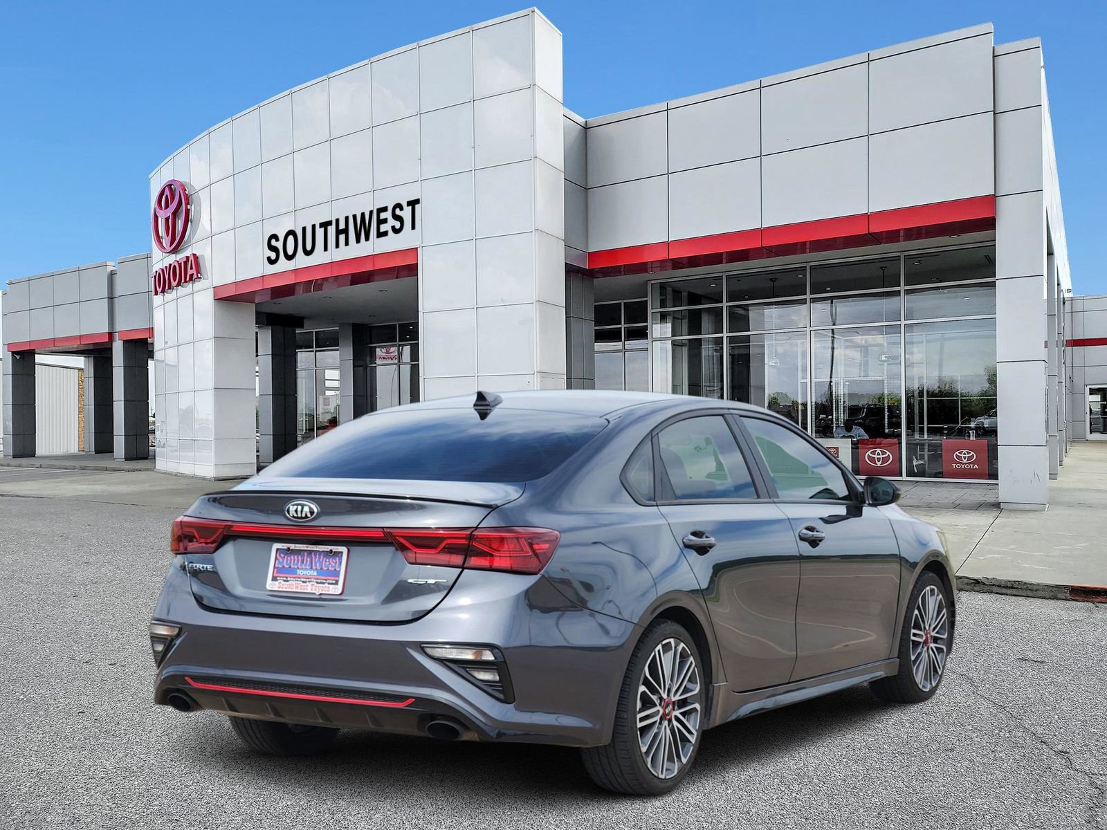 Used 2021 Kia Forte GT w/ GT2 Package FWD image 5