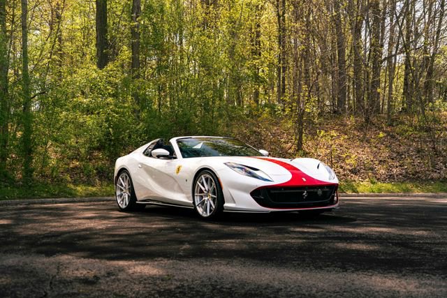 Used 2022 Ferrari 812 GTS RWD image 36