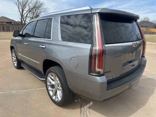 Used 2020 Cadillac Escalade Luxury image 3