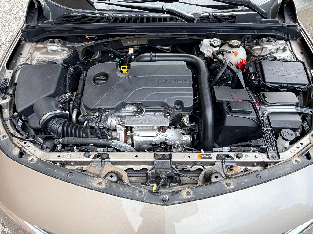 Used 2023 Chevrolet Malibu LT FWD image 29