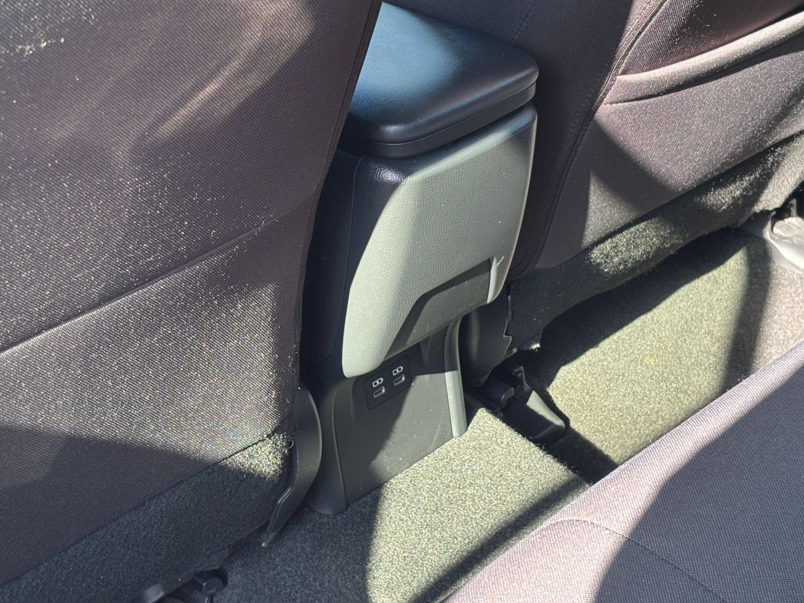 Used 2024 Toyota Prius LE FWD image 22