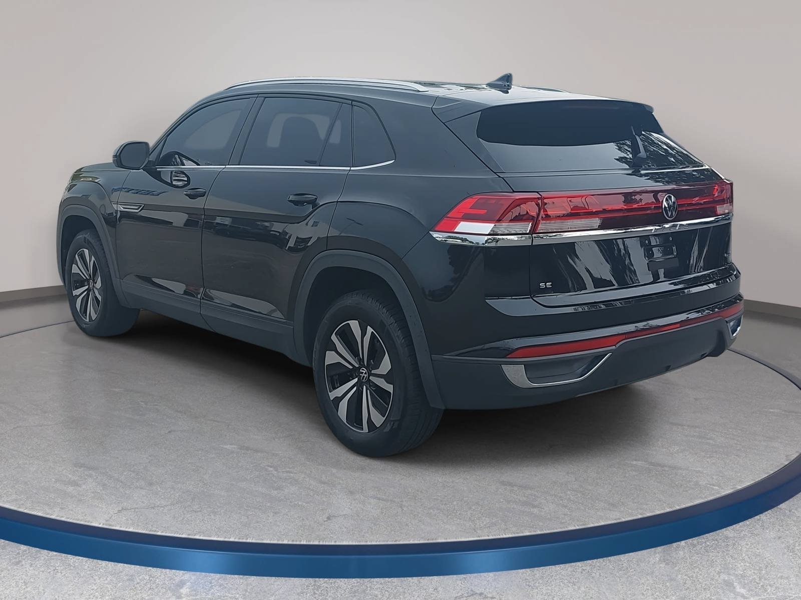 Used 2024 Volkswagen Atlas Cross Sport SE AWD/4WD image 7