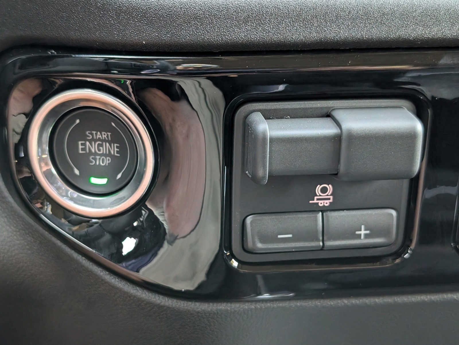 New 2026 Chevrolet Silverado 2500 LTZ w/ LTZ Premium Package image 10