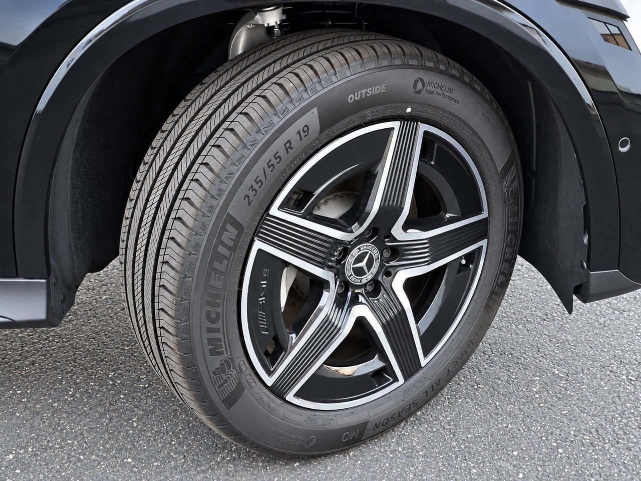 New 2026 Mercedes-Benz GLC 300 4MATIC image 9