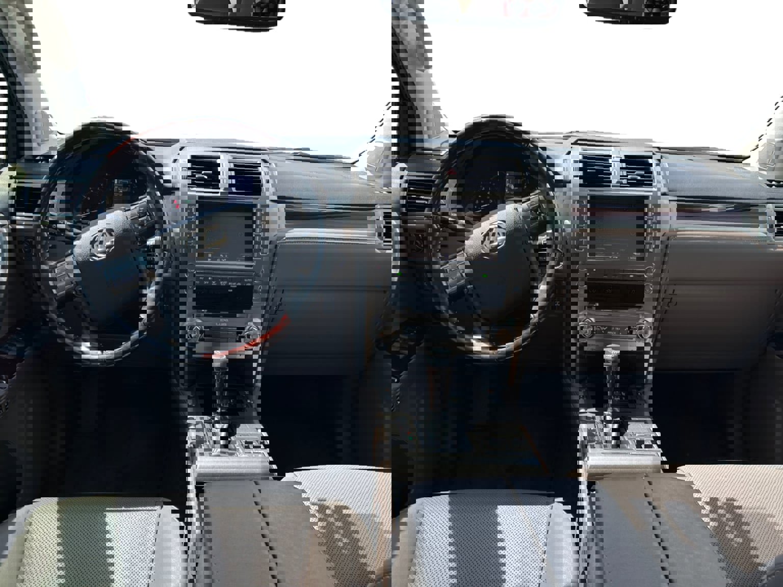 Used 2019 Lexus GX 460 Premium image 12