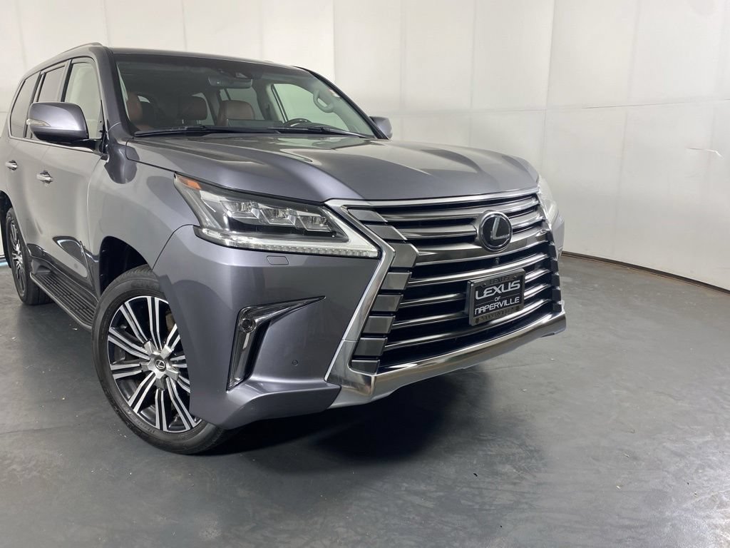 Used 2018 Lexus LX 570 4WD w/ Luxury Package image 2