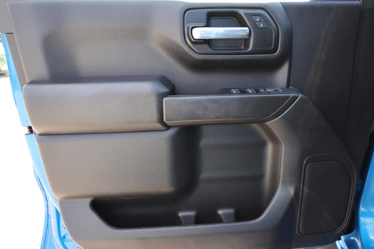 Used 2023 Chevrolet Silverado 1500 Custom Trail Boss image 12