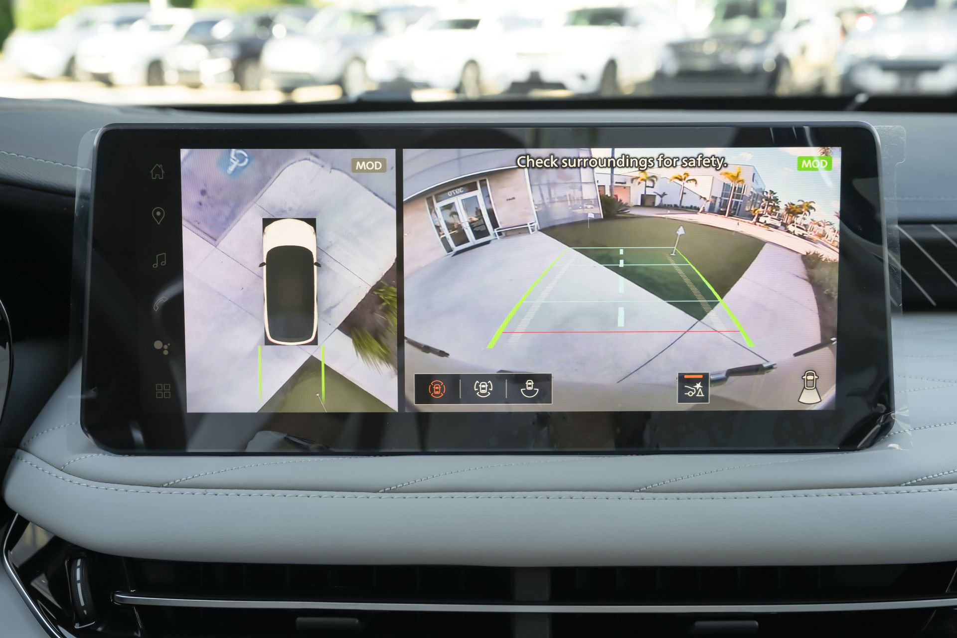 New 2026 INFINITI QX60 Autograph w/ Dark Cargo Package image 13