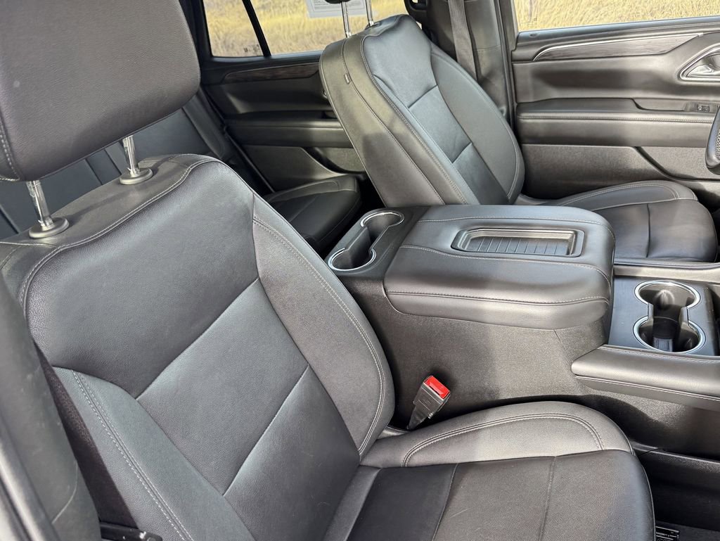 Used 2023 Chevrolet Tahoe LT w/ Luxury Package AWD/4WD image 28