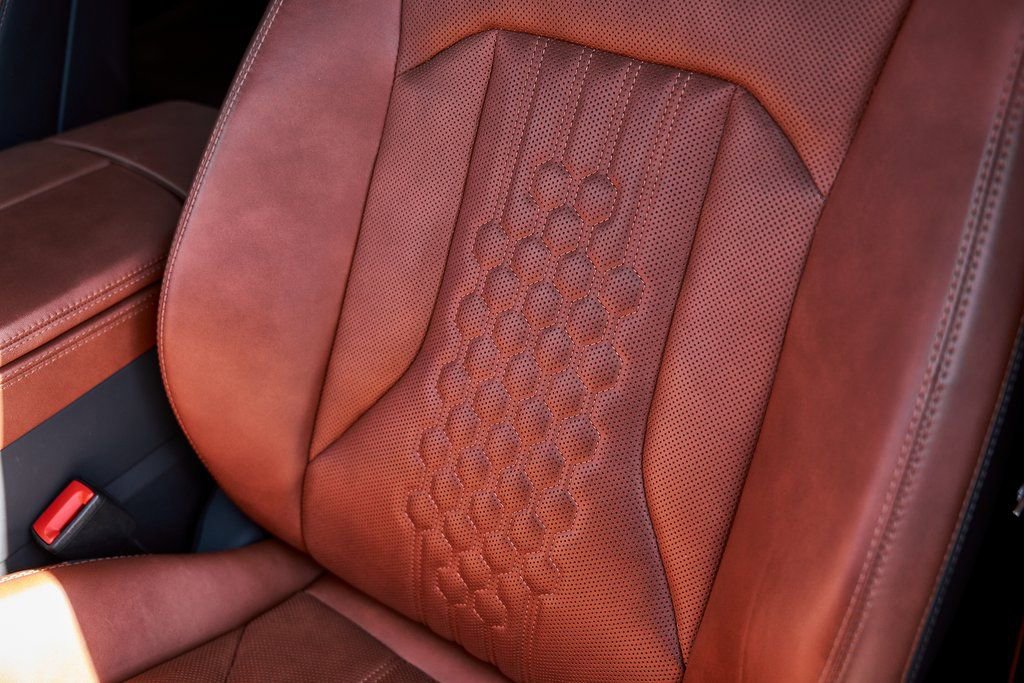 Used 2023 Lamborghini Urus S image 49