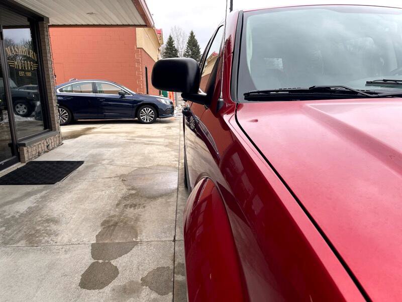 Used 2008 Dodge Durango SLT w/ Technology Group II image 7