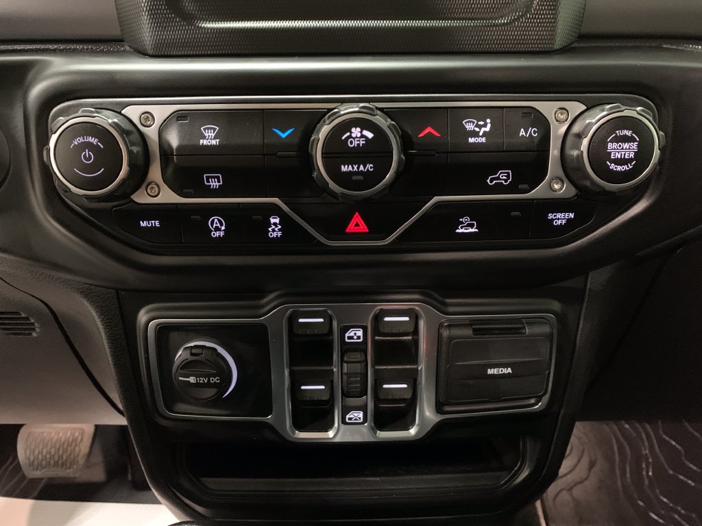 Used 2022 Jeep Gladiator Sport AWD/4WD image 25