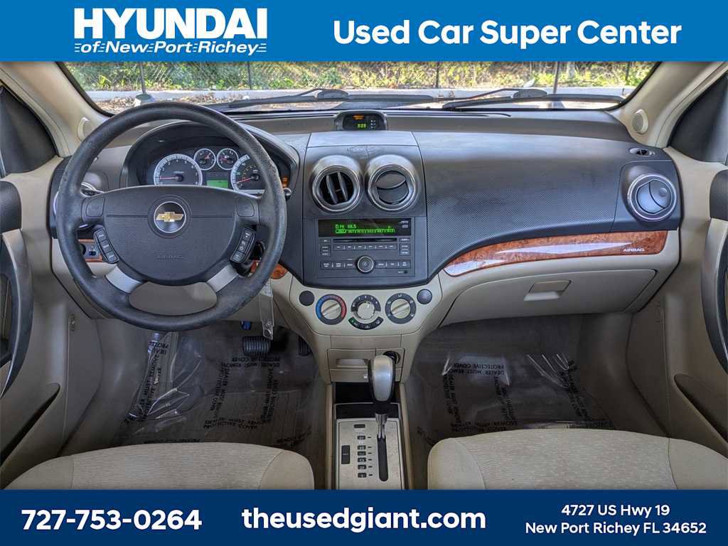 Used 2009 Chevrolet Aveo LT image 15