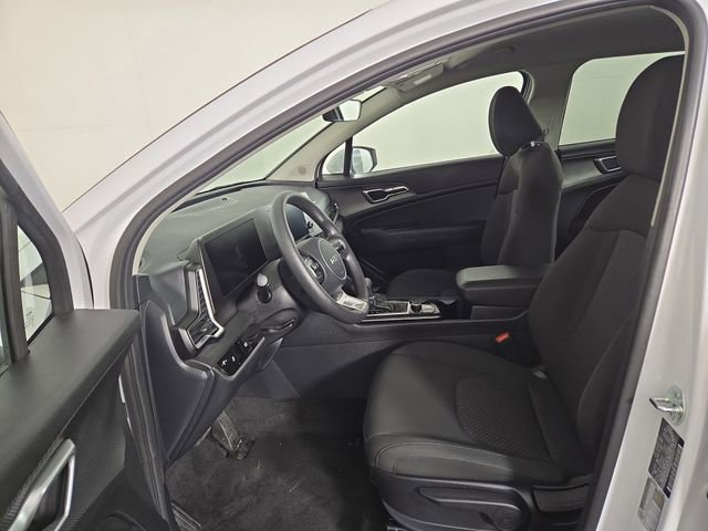 Certified 2025 Kia Sportage LX image 13