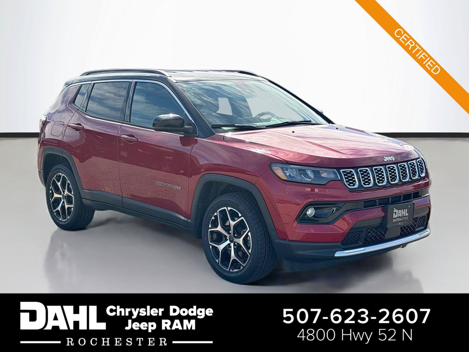 Certified 2025 Jeep Compass Limited AWD/4WD image 1