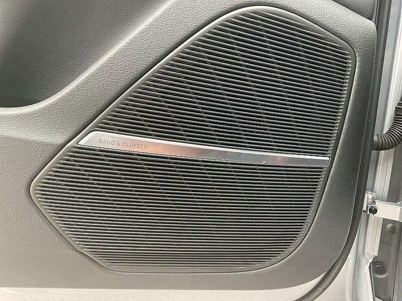 Used 2022 Audi Q8 Premium Plus w/ Premium Plus Package image 24