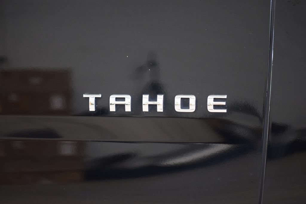 Used 2019 Chevrolet Tahoe LT w/ Z71 Midnight Edition AWD/4WD image 16