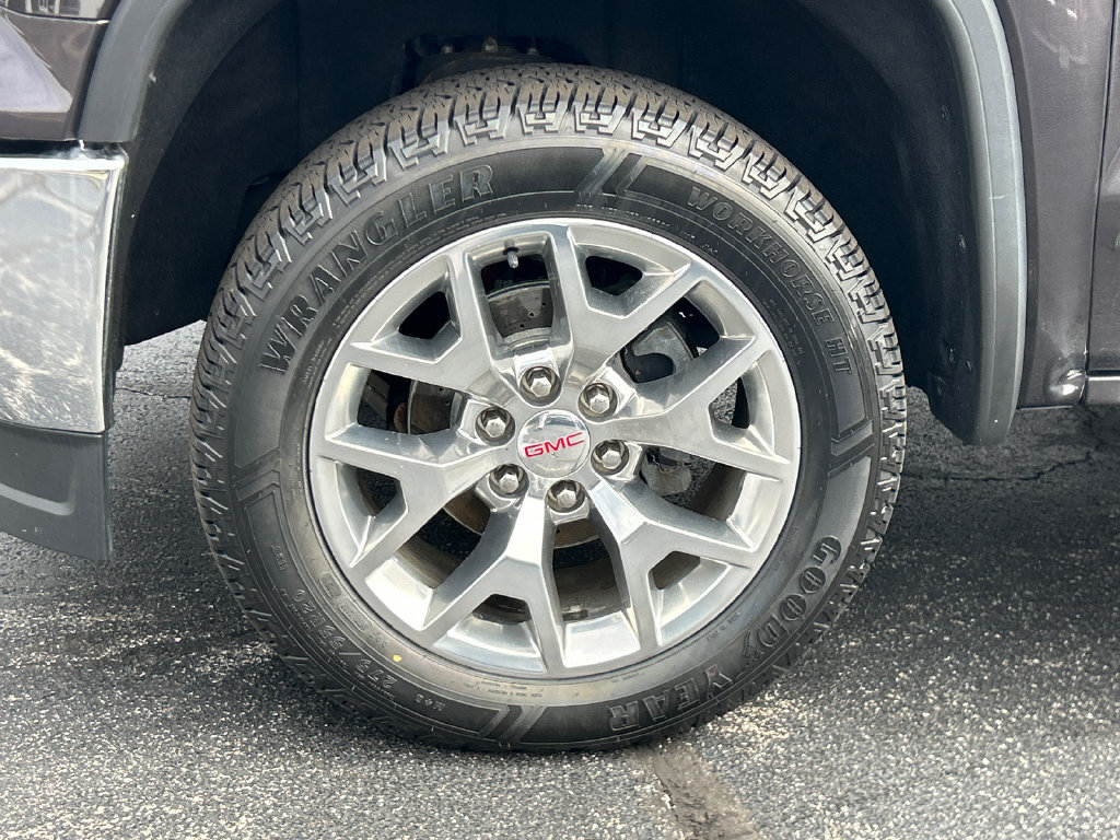 Certified 2015 GMC Sierra 1500 SLT w/ SLT Crew Cab Value Package AWD/4WD image 13