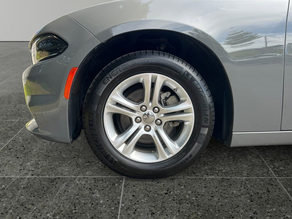 Used 2023 Dodge Charger SXT w/ Cold Weather Package RWD image 4