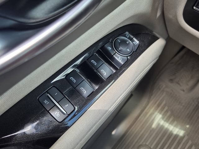 Used 2024 Cadillac Escalade ESV Sport Platinum AWD/4WD image 21