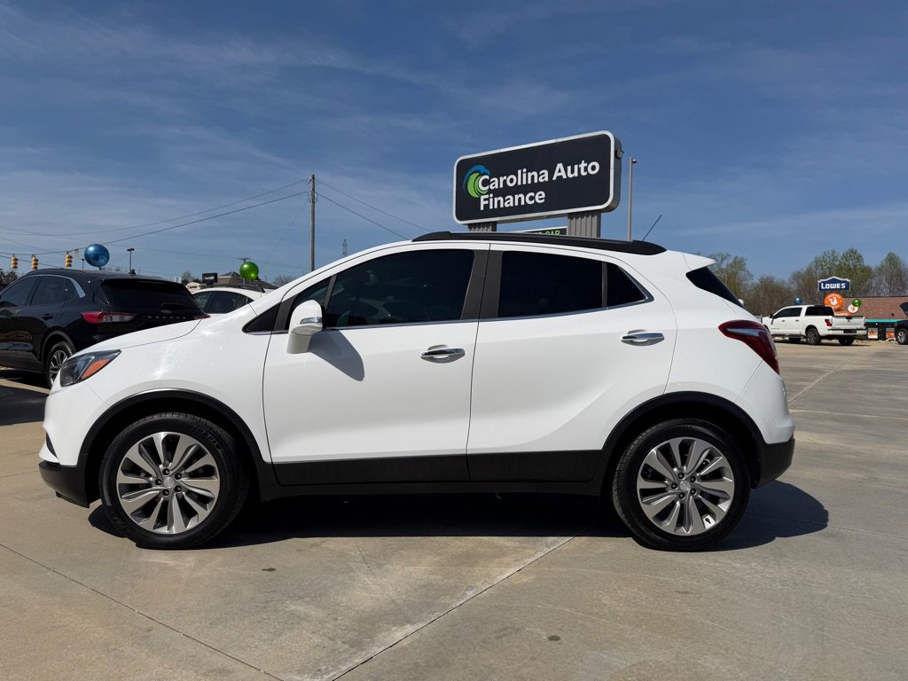 Used 2019 Buick Encore Preferred image 3