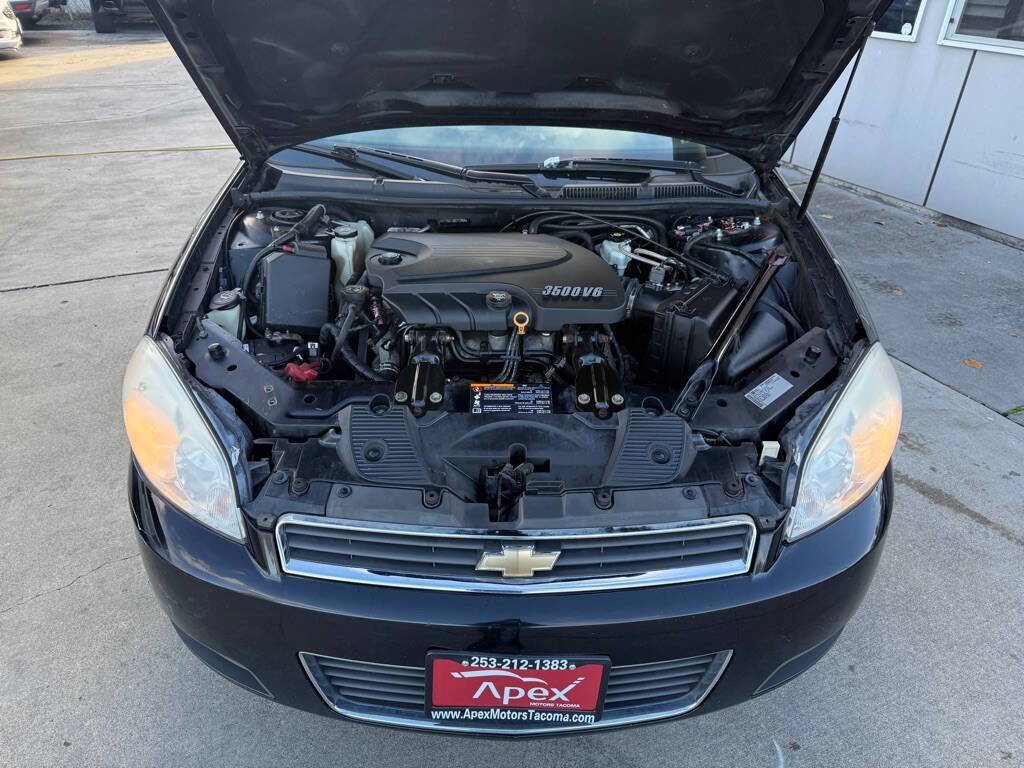 Used 2011 Chevrolet Impala LT image 8