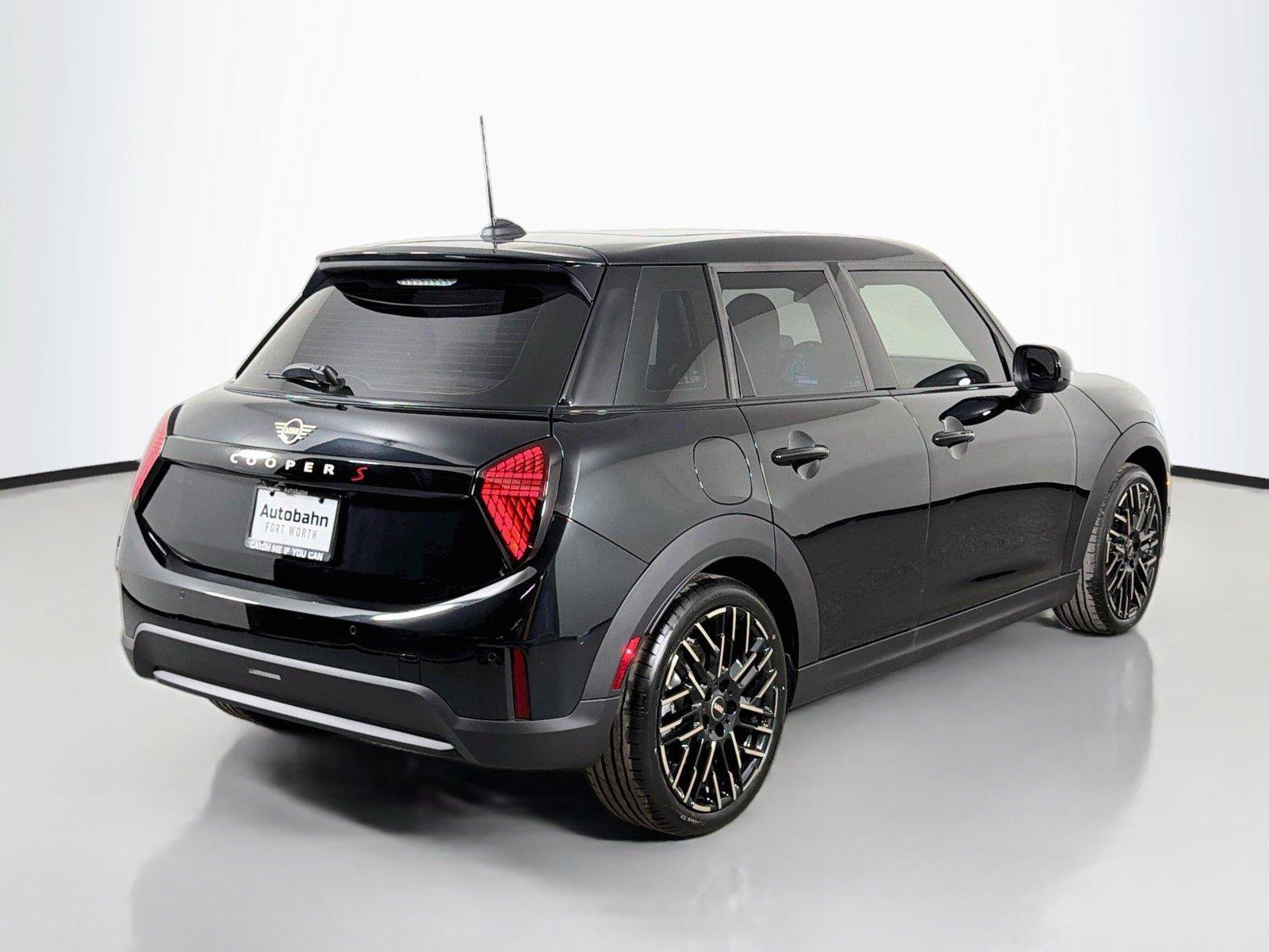 New 2026 MINI Cooper S FWD image 5