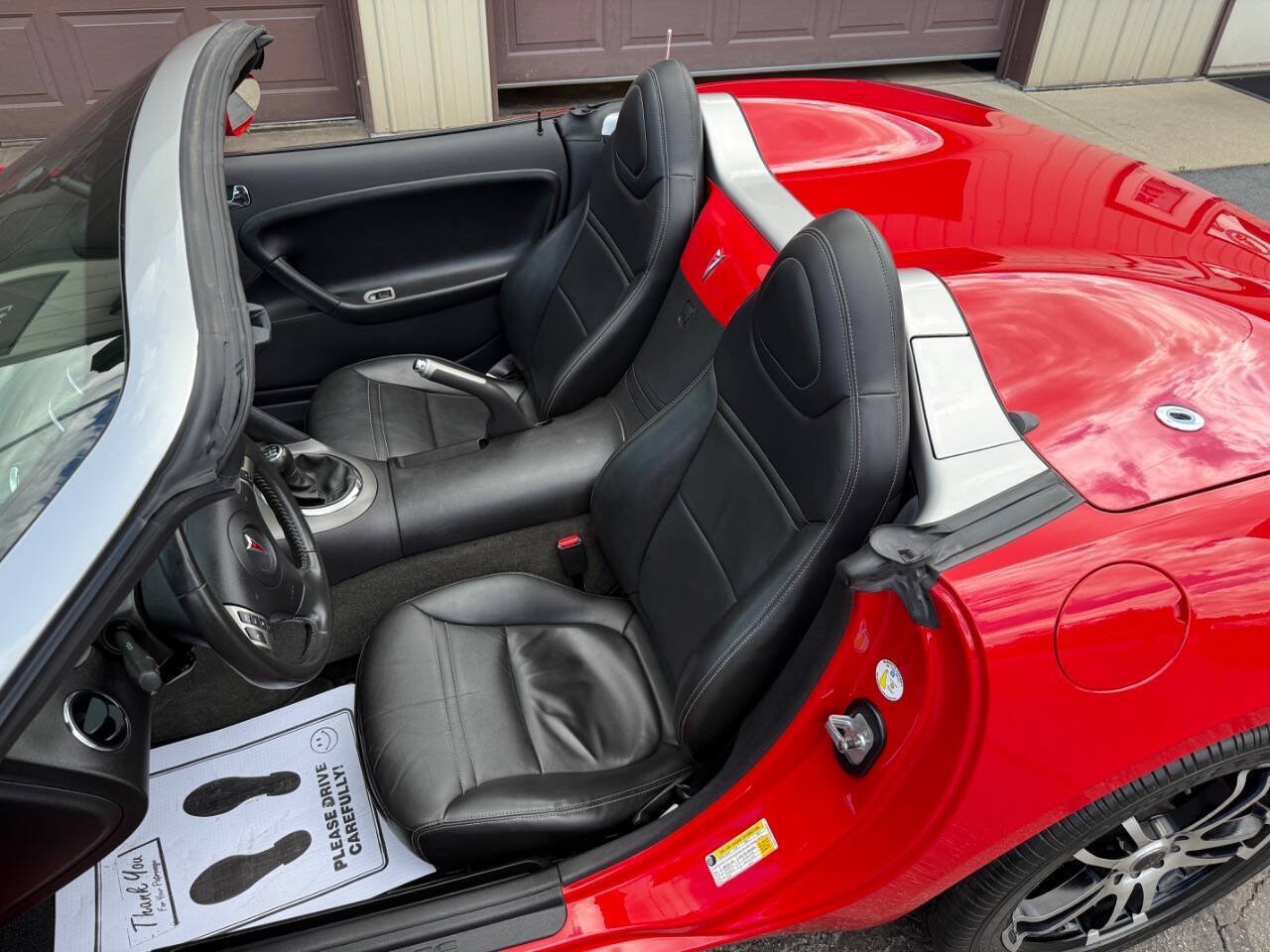 Used 2006 Pontiac Solstice Convertible w/ Premium Package RWD image 36