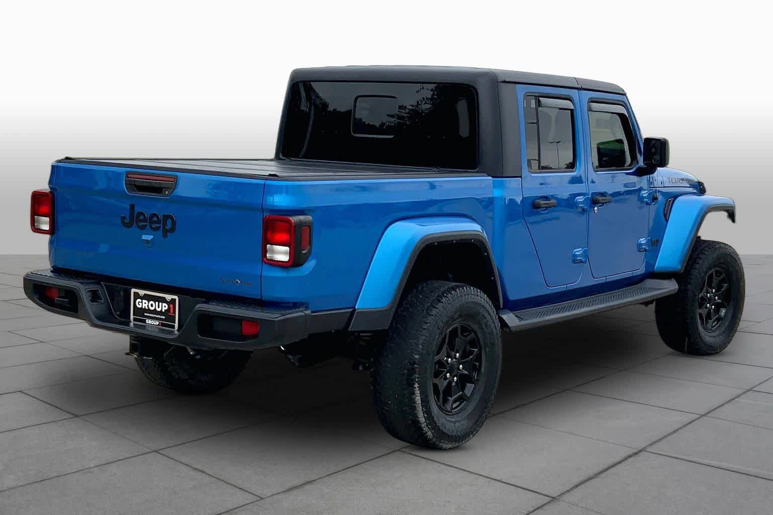 Used 2021 Jeep Gladiator Sport AWD/4WD image 12