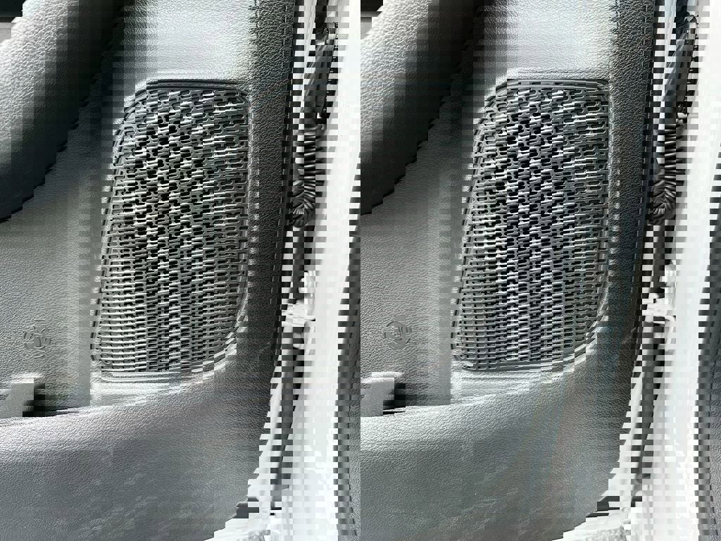 New 2026 Chrysler Pacifica Select image 24