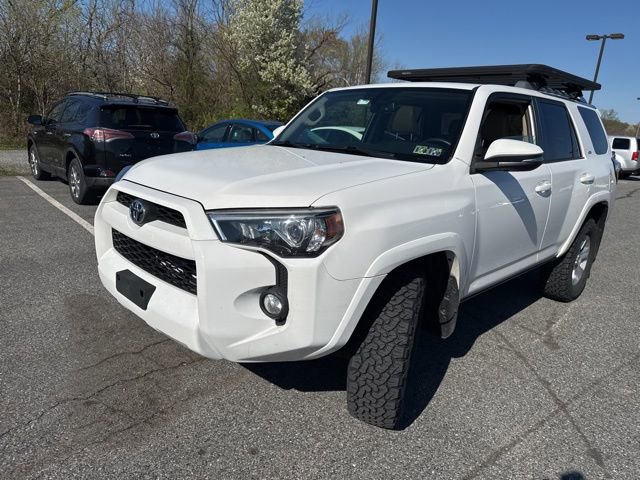 Used 2014 Toyota 4Runner SR5 Premium image 3