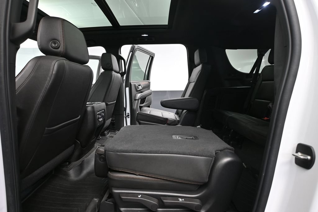 Used 2021 Chevrolet Suburban High Country AWD/4WD image 45