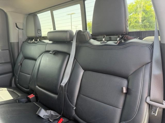 Used 2020 Chevrolet Silverado 2500 LT w/ Texas Edition AWD/4WD image 19
