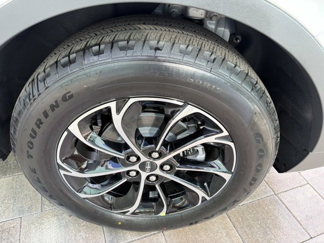 New 2026 Lincoln Nautilus Premier w/ Equipment Group 102A AWD/4WD image 31