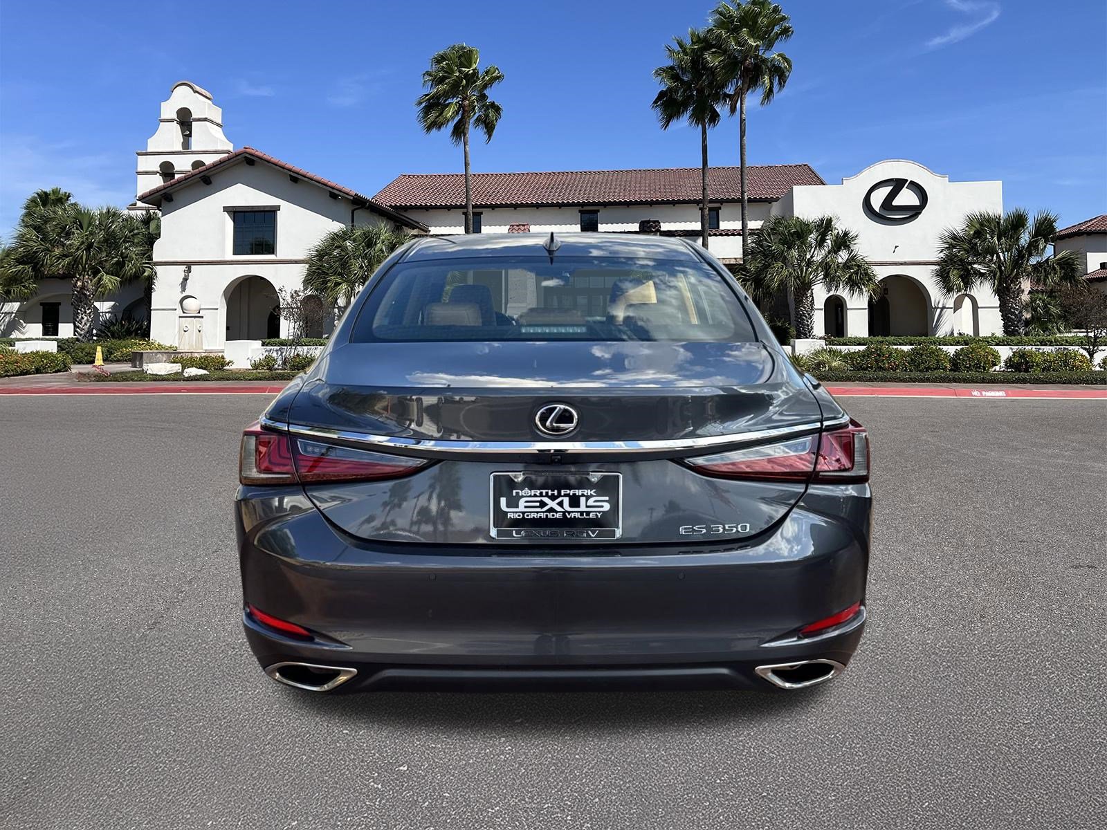 New 2025 Lexus ES 350 w/ Premium Package image 6