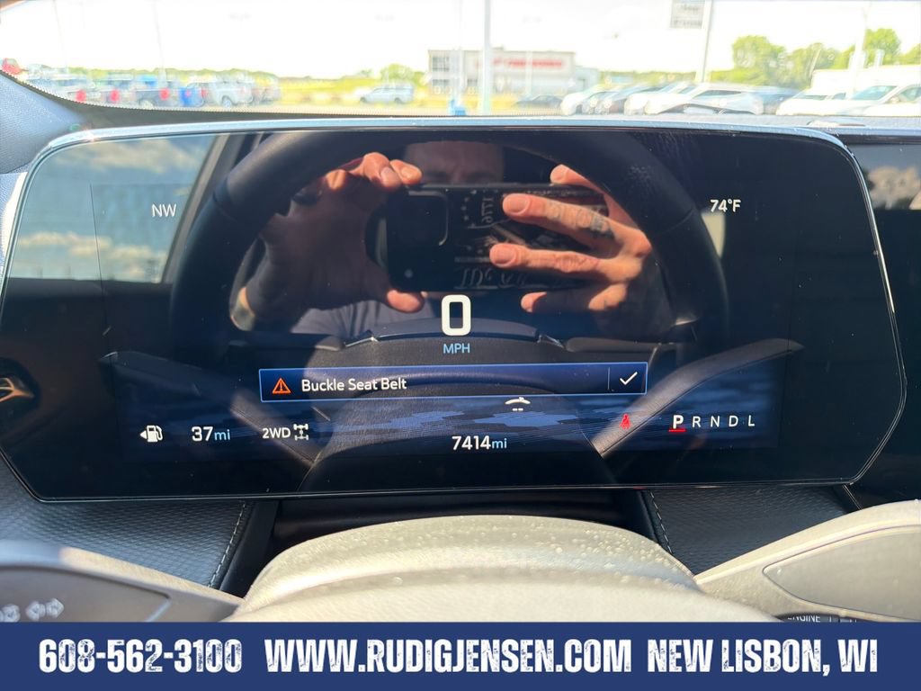Used 2026 Chevrolet Equinox LT AWD/4WD image 15