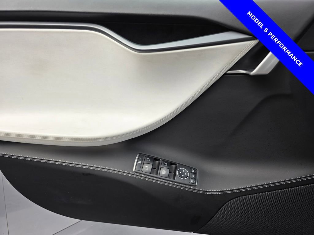 Used 2021 Tesla Model S Performance image 25