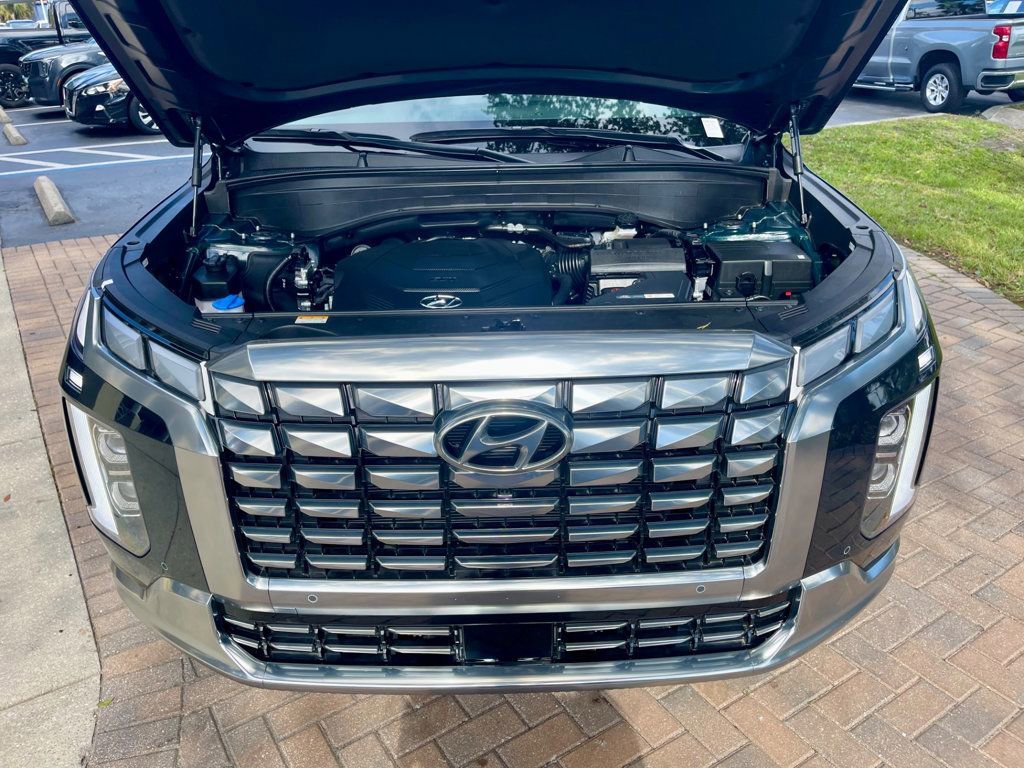 Used 2025 Hyundai Palisade Calligraphy image 19