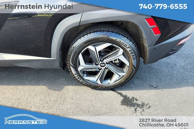 Used 2023 Hyundai Tucson Limited AWD/4WD image 18