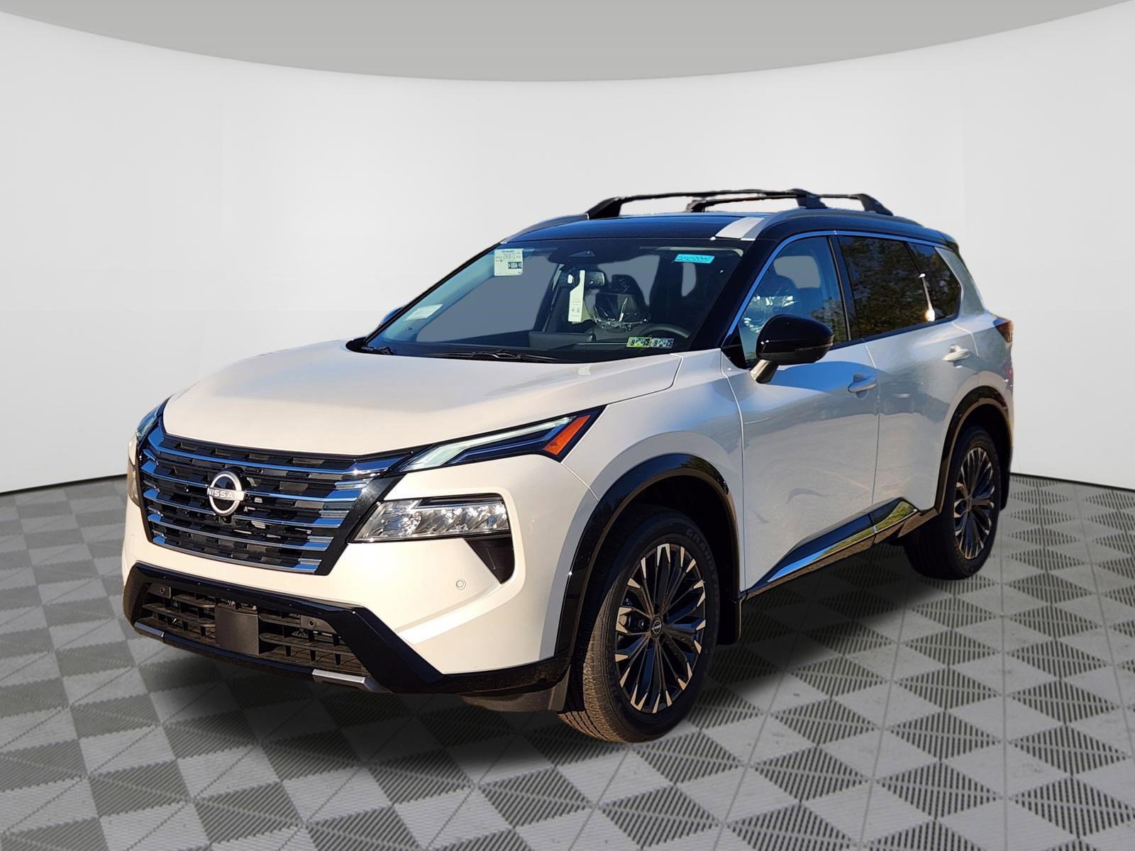 New 2026 Nissan Rogue Platinum w/ Platinum Premium Package image 2