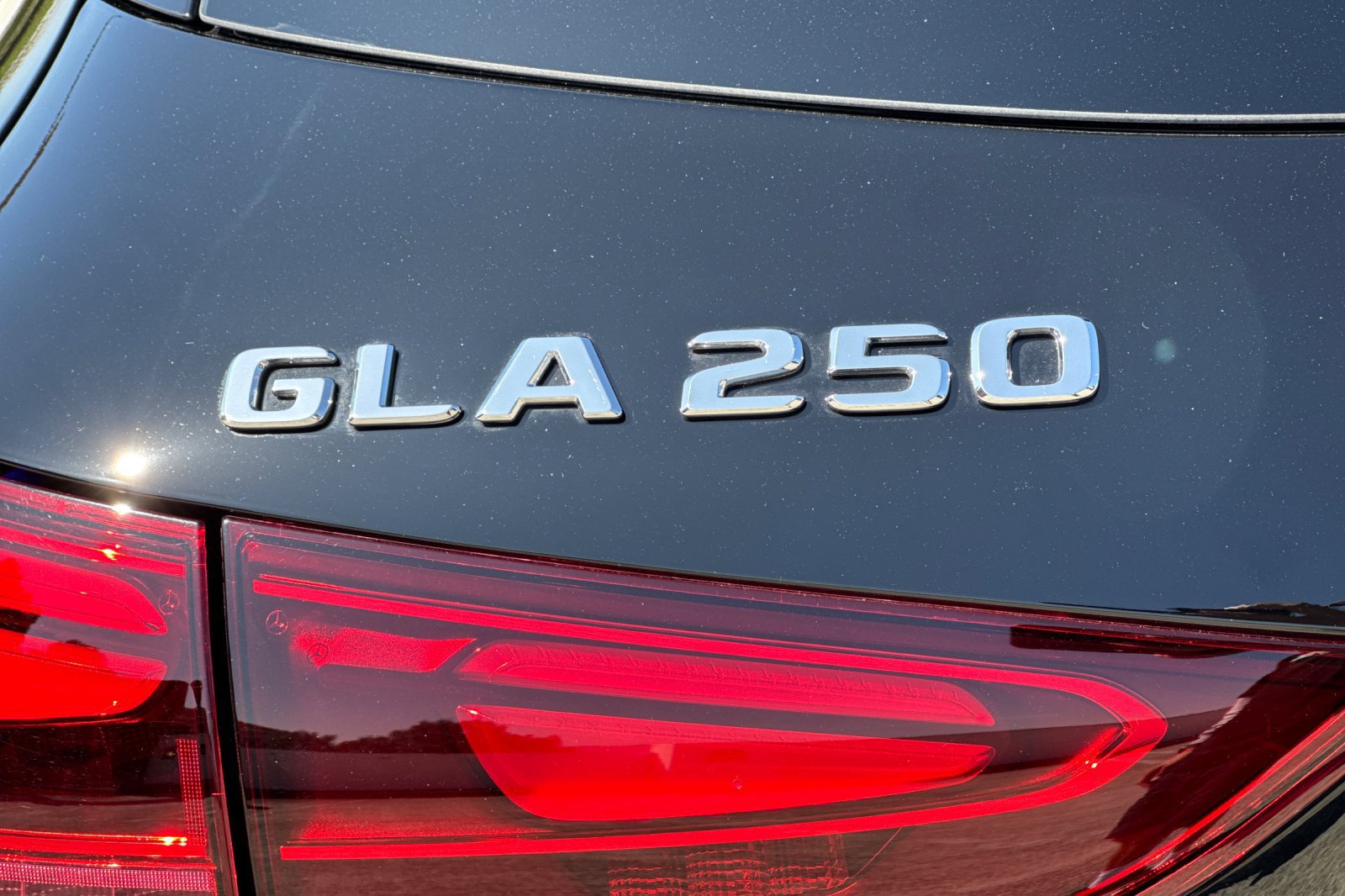 Used 2026 Mercedes-Benz GLA 250 4MATIC image 36