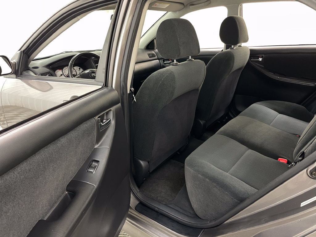 Used 2004 Toyota Corolla CE FWD image 35