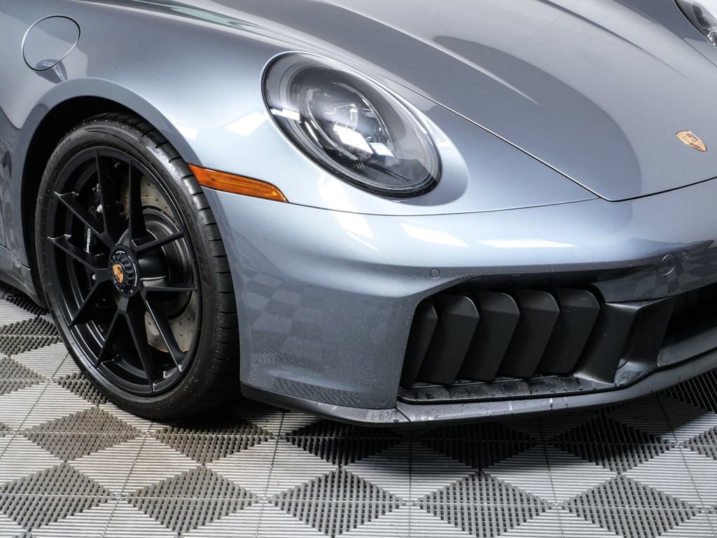 Certified 2026 Porsche 911 Carrera GTS image 25