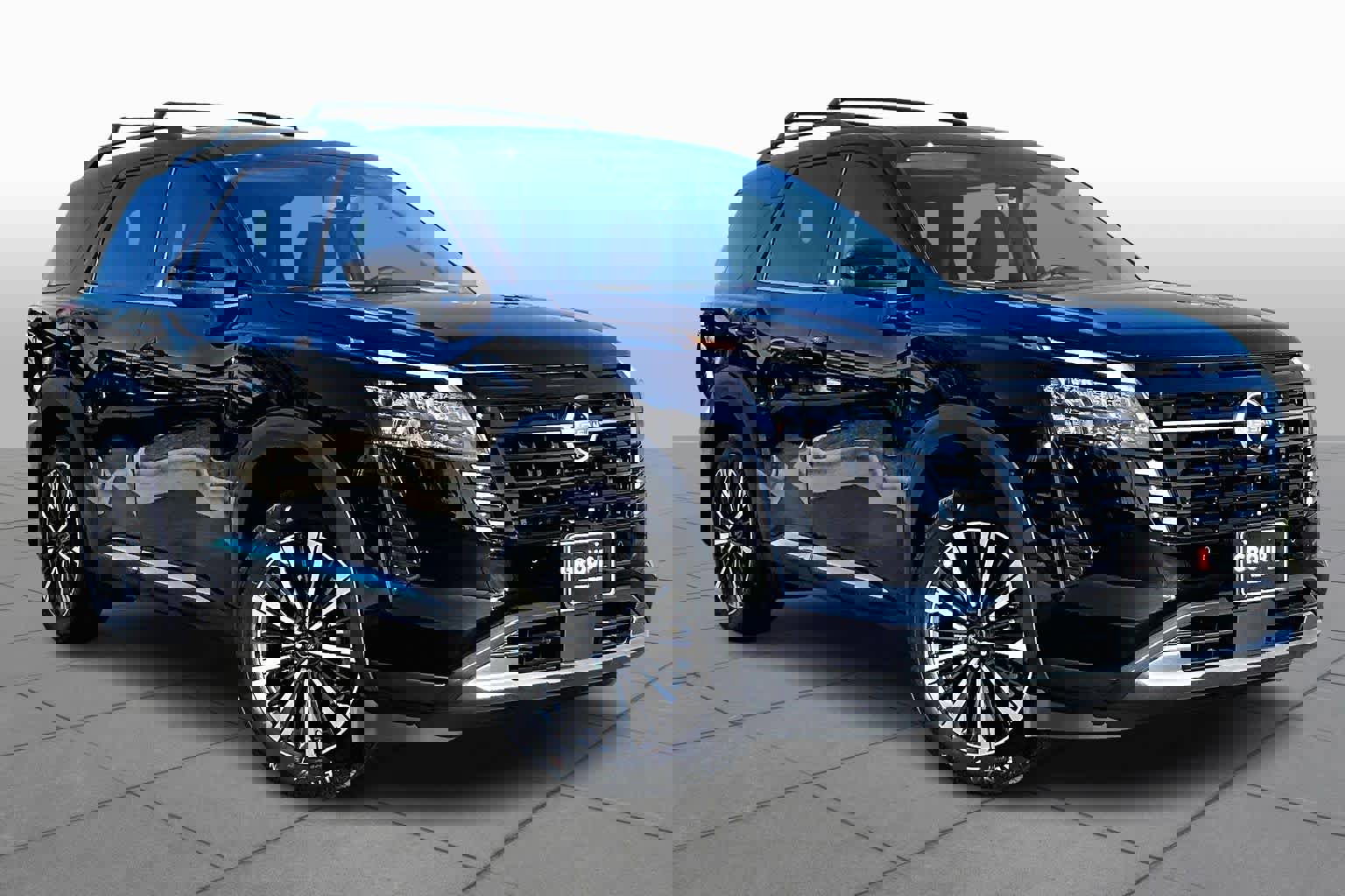 New 2026 Nissan Pathfinder Platinum image 2